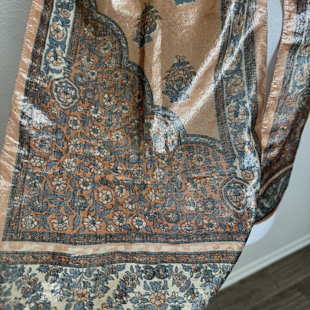 Vintage Oscar de la  Renta Brilliant Metallic Scarf - Picture 3 of 5